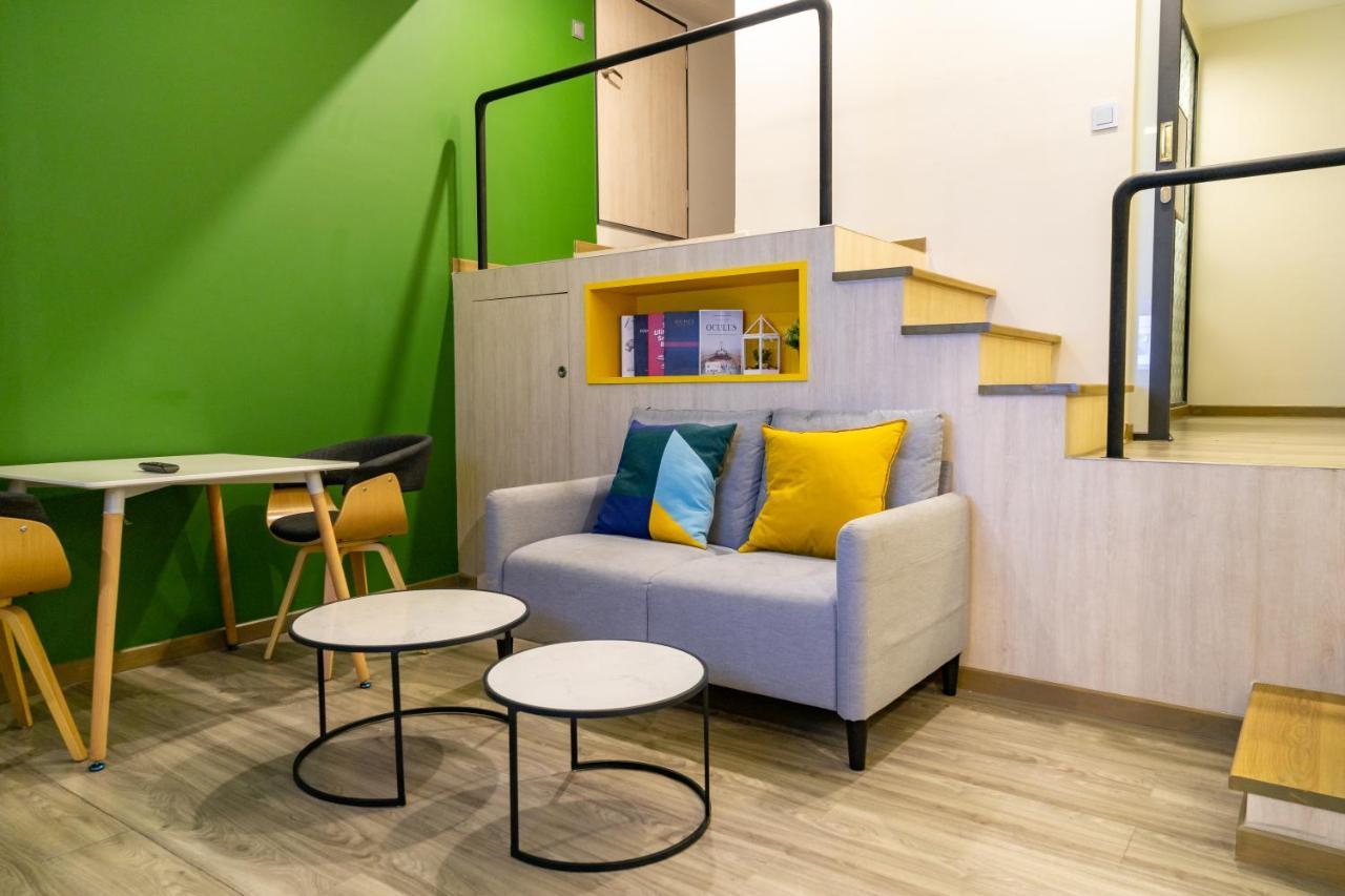 Hotel Z Zpaze Банкок Екстериор снимка