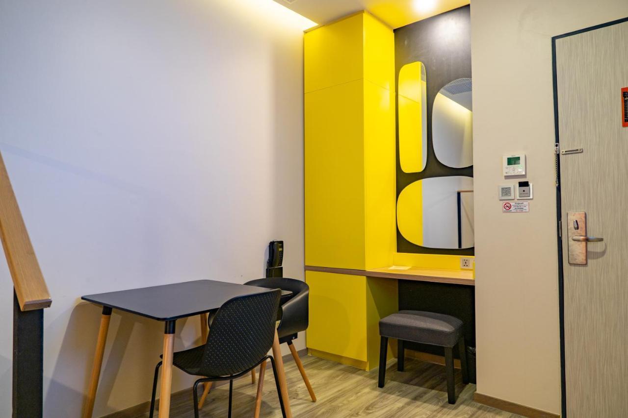 Hotel Z Zpaze Банкок Екстериор снимка