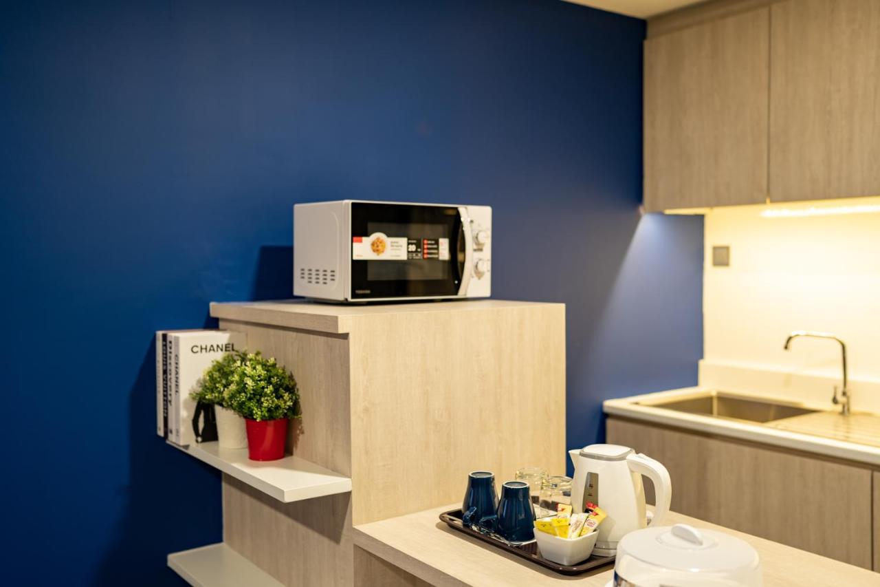 Hotel Z Zpaze Банкок Екстериор снимка