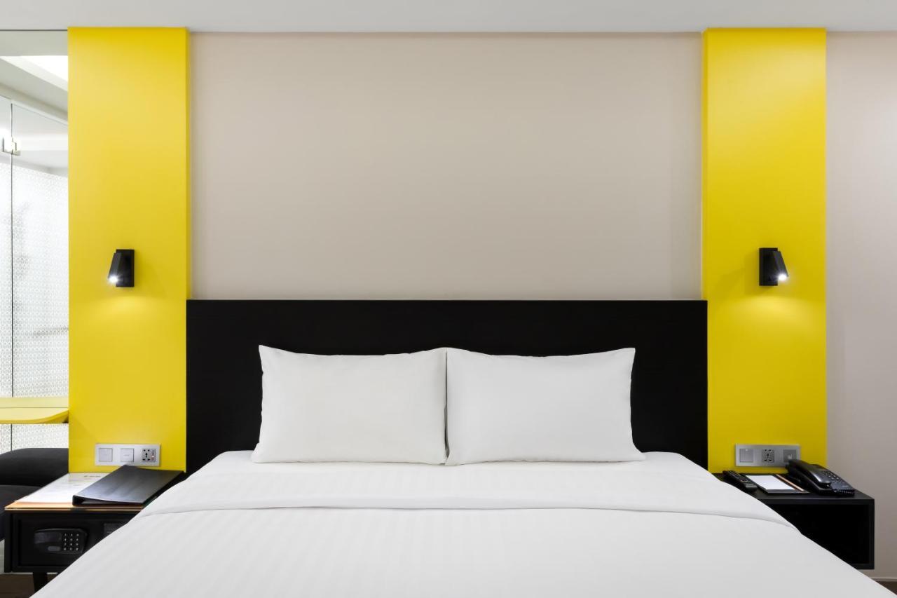 Hotel Z Zpaze Банкок Екстериор снимка